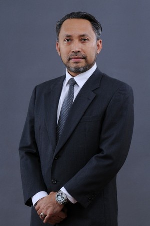 Dr Ahmad Akram Omar